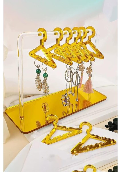 Şık Altın Renk Takı Düzenleyici ve Standı, Zarif Saklama Çözümü