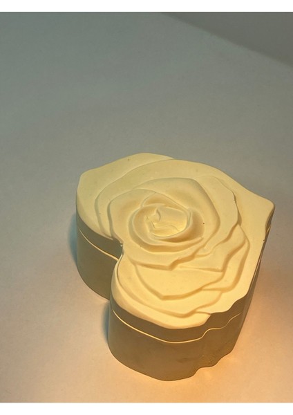 Kokulu Takı Kutusu, Şık ve Kullanışlı Saklama Çözümü, Sarı Renk Seçeneğiyle. fiyatları