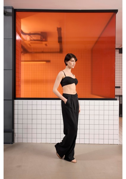 Lastikli Bel Istanbul Cepli Bol Paça Kadın Pantolon fırsatları