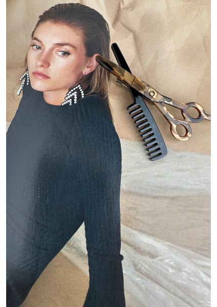 Akrilik Kuaför Makas Tarak Broş (7cm)) fırsatları