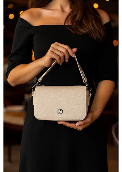 DM6082 Çok Gözlü Omuz Çantası – Şıklık ve Düzen Bir Arada fiyatları