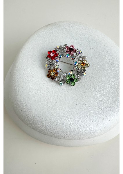 Gümüş Rengi Yusufçuk Detay Taşlı Çelenk Broş (4cm) modelleri