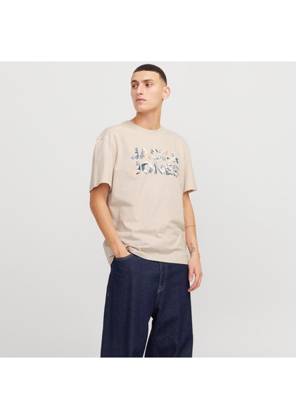 Erkek Gögüs Logo Baskili Tisört - Bryan Corp Logo fırsatları