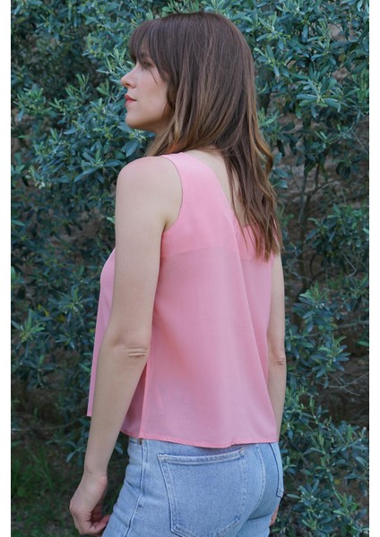 Yaz Esintisi - %100 Krep Ipek V Yaka Askılı Bluz – Pembe fiyatları