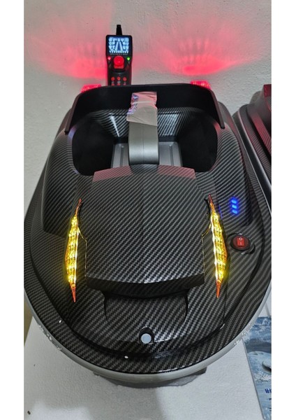 Sazan Yemleme (Tekne ve Botu)Gps Model Tek Kumanda 650 Metre Oto Pilot Eve Dönüş Otomotik Büyük Boy