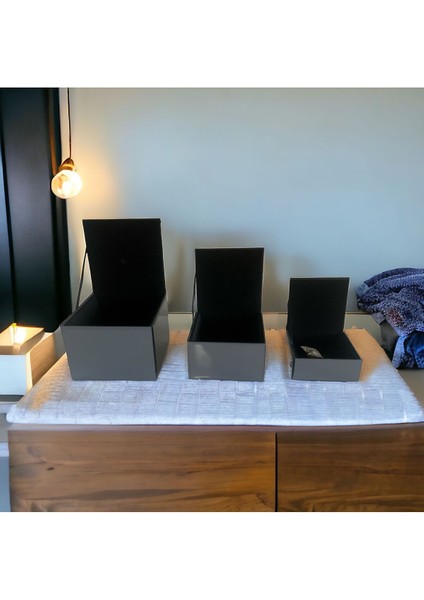 3’lü Takı Kutusu Gümüş Renkli, Şık ve Kullanışlı Tasarım fırsatları