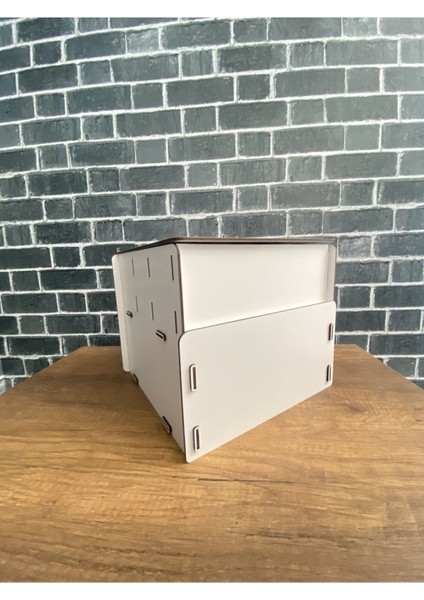 7 Gözlü Ahşap Makyaj ve Takı Düzenleyici Aynalı Organizatör Beyaz