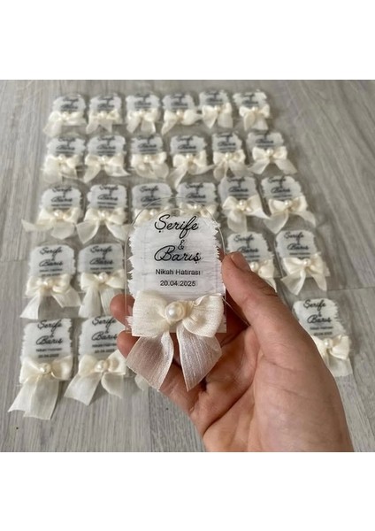 Şeffaf Pleksi Hediyelik Magnet, Kurdale ve Inci Detaylı Pleksi Hediyelik, Söz, Nişan, Kına, Düğün Pleksi Hediyelik 10 Adet