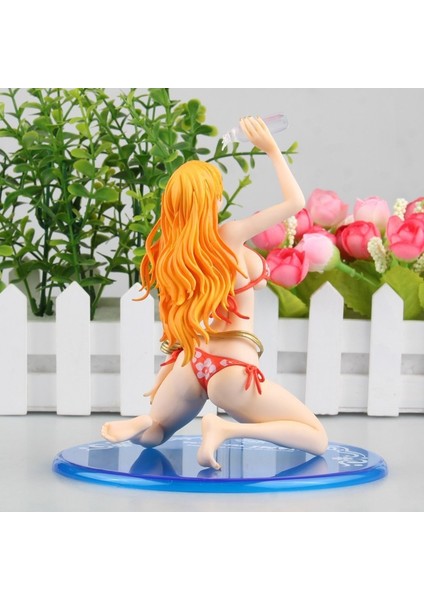 One Piece Güzel Kız Mayo Nami Içme Su Diz Çökme Mayo Kutulu Figür (Yurt Dışından) modelleri