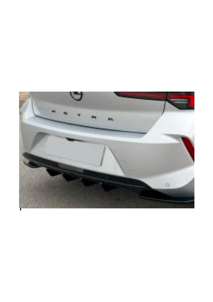 Opel Astra L Arka Difüzör (Plastik) (Piano Black Boyalı)
