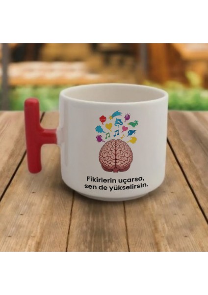 "fikirlerin Uçarsa, Sen De Yükselirsin." Yazılı Kırmızı Kulplu Kupa Bardak - Hediyelik Bardak DZB60