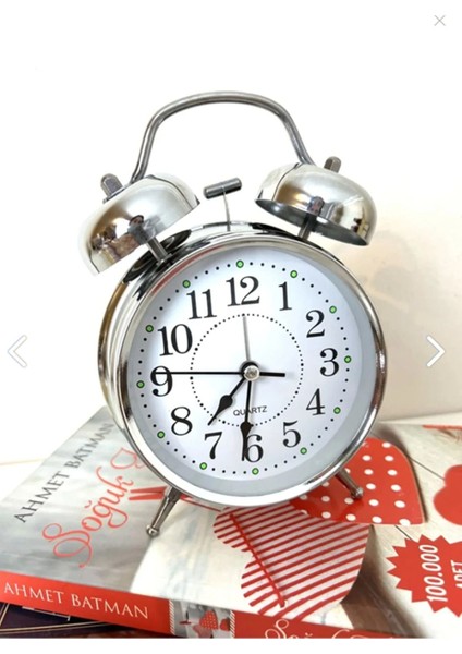 Gümüş Renkli Nostaljik Çalar Masa Saati, Şık ve Zarif Dekor Parçası fiyatları