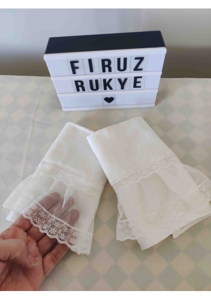 Dantelli Katlı Gipürlü Uzatıcı Kolluk