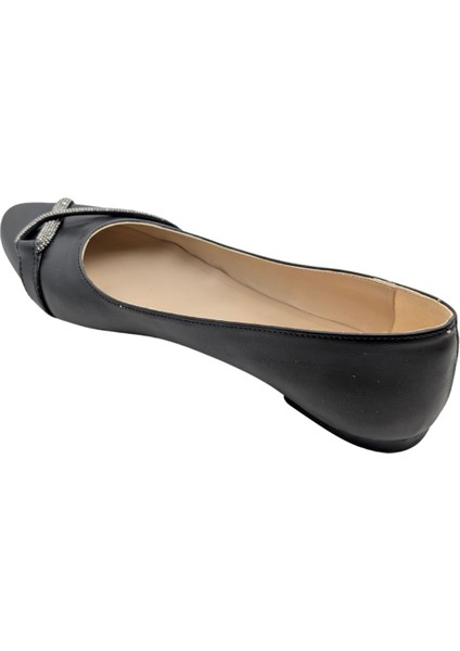 Ondrelle | Kadın Büyük Numara Çapraz Şerit Taşlı Babet - Siyah - 42 modelleri