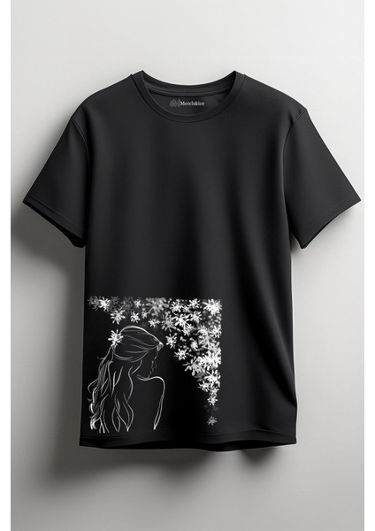 Çiçekler Içinde Kız Baskılı Unisex T-Shirt Siyah