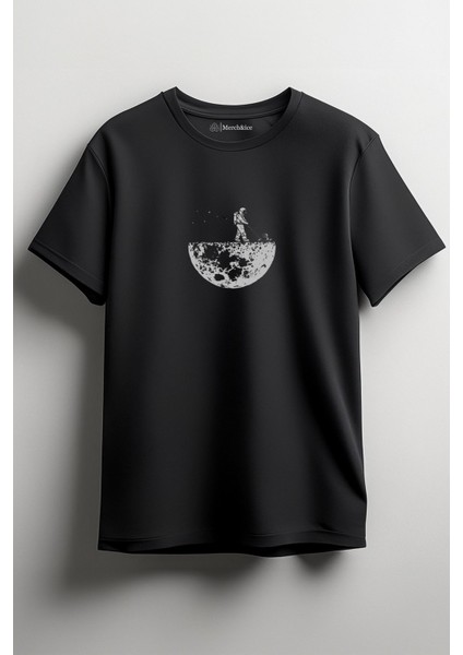 Yarım Aydaki Astronot Baskılı Unisex T-Shirt Siyah