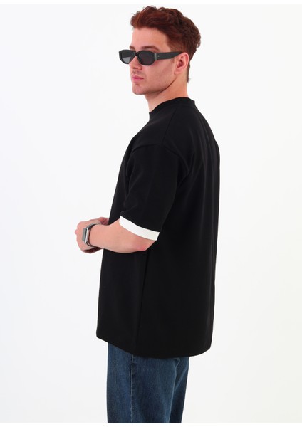 Siyah Göğüs Baskılı Oversize Unısex T-Shirt