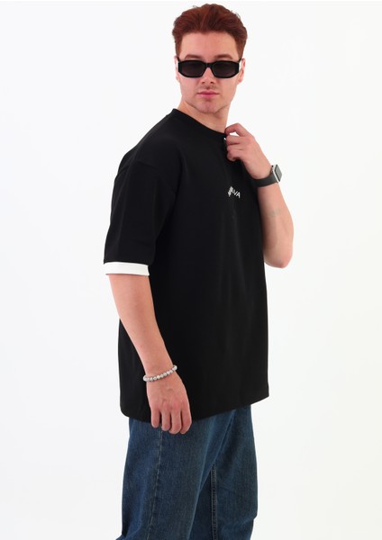 Siyah Göğüs Baskılı Oversize Unısex T-Shirt