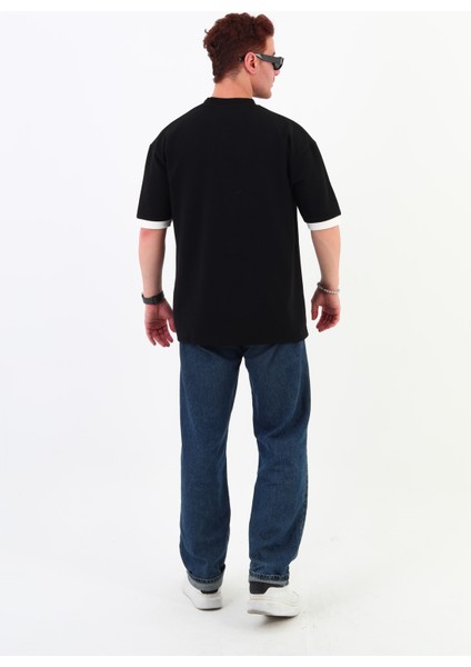 Siyah Göğüs Baskılı Oversize Unısex T-Shirt