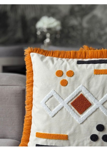 Turuncu Işlemeli Saçaklı Kırlent Kılıfı 43X43CM, Şık ve Rahat Dekorasyon Parçası fiyatları