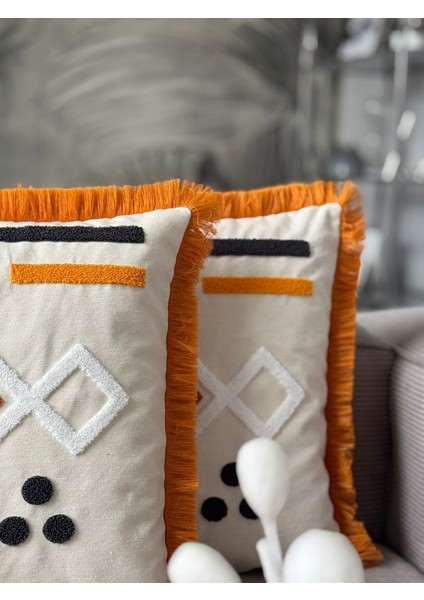 Turuncu Işlemeli Saçaklı Kırlent Kılıfı 43X43CM, Şık ve Rahat Dekorasyon Parçası modelleri