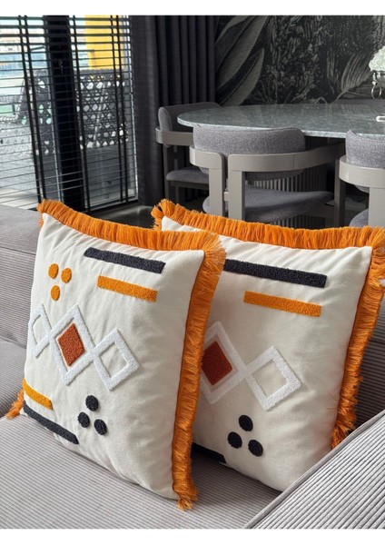 Turuncu Işlemeli Saçaklı Kırlent Kılıfı 43X43CM, Şık ve Rahat Dekorasyon Parçası fırsatları