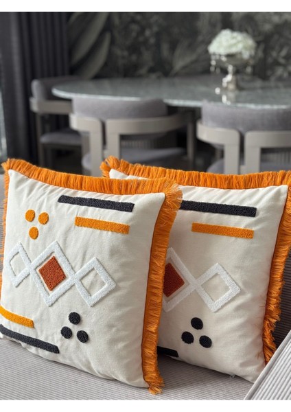 Turuncu Işlemeli Saçaklı Kırlent Kılıfı 43X43CM, Şık ve Rahat Dekorasyon Parçası