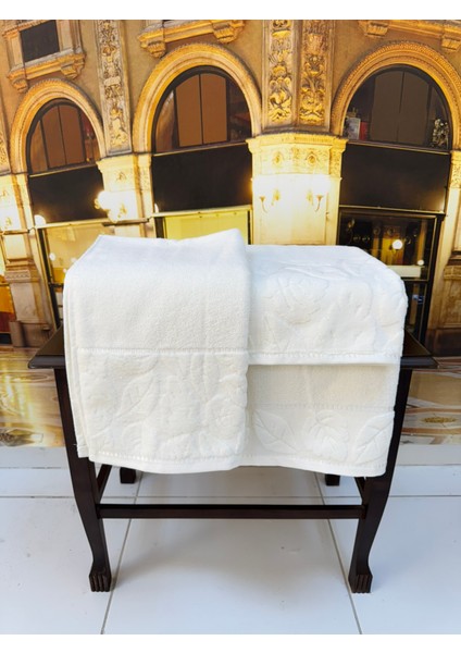 %100 Pamuklu Jakarlı Kısmi Kadife Lüx El ve Banyo Havlu Takımı fiyatları