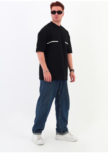 Ince Şeritli Beyaz Oversize Erkek T-Shirt indirimleri