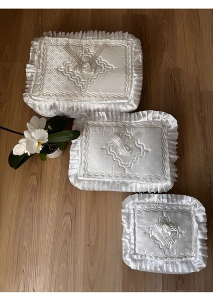 Beyaz Gold Işlemeli 3'lü Set Hurç ve Bohça, Nişan ve Düğün Için Şık Seçenek modelleri