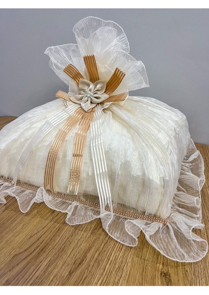 Şık Saten Bohça, Güzel Işleme, Nişan ve Söz Düğünü Için 50X40 fırsatları