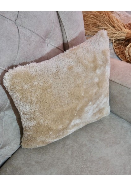 Yumuşak Peluş Kırlent Kılıfı, Fermuarlı, Krepe Kumaş, Şık ve Konforlu Tasarım fiyatları