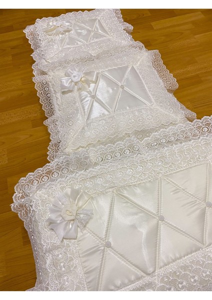 Şık Fransız Güpürlü Ekru Bohça Nişan ve Söz Seti, 3'lü Çeyizlik Takım