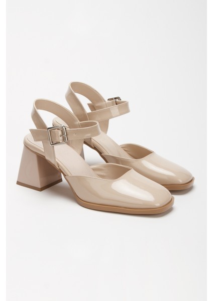 Braşov Seri Büyük Toka Detaylı Topuklu Rugan Kadın Ayakkabı fırsatları