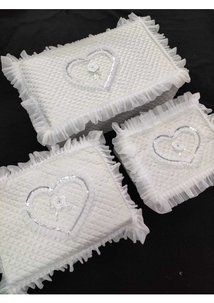 Beyaz Saten Kalp Işlemeli 3'lü Bohça Seti, Nişan ve Düğün Hediye Paketi