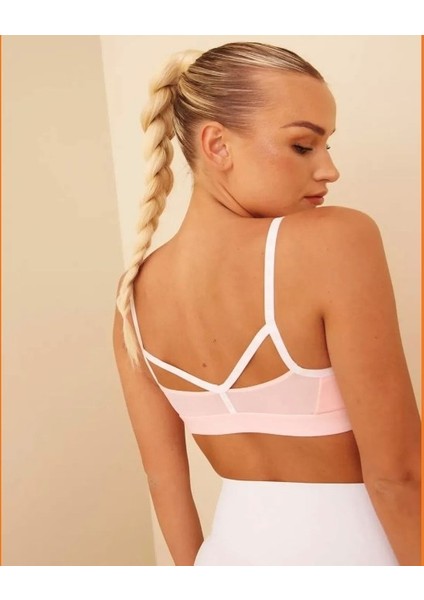Air Dri-Fit Indy Light-Support Padded Logo Tape Sports Kadın Bra modelleri