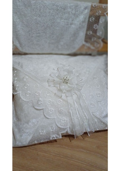 Kadife Güpürlü Geniş Bohça, 90X90CM, Ecru Beyaz, Nişan ve Düğün Için Şık Dekor