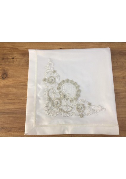 Krem Güpürlü Nişan ve Çeyizlik Bohça, Zarif ve Şık Takım