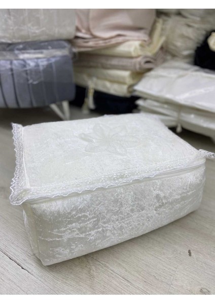 Kadife Bohçalık Hurç, Fermuarlı, Ekru, Şık ve Kullanışlı Ev Dekorasyonu Ürünü modelleri