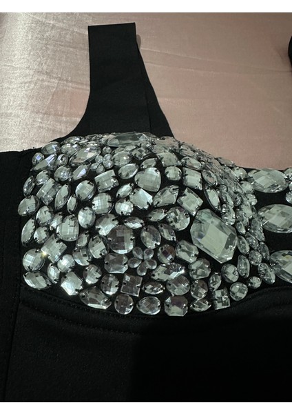 Kristal Taş Işlemeli Geceler ve Partiler Için Push Up Dolgulu Crop fiyatları