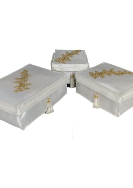 Altın Kaplamalı Şık Hurç Seti, Fonksiyonel ve Estetik Tasarım, Pratik Kullanım.