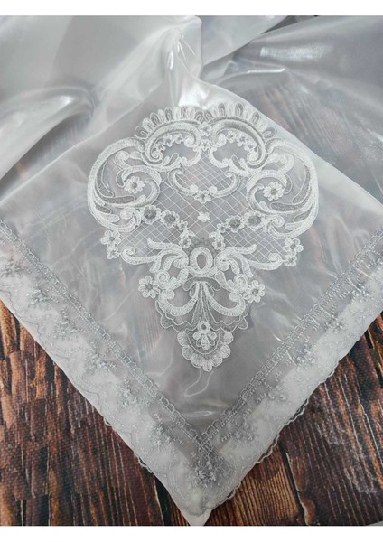 Işlemeli Fransız Güpürlü Saten Lüks Bohça, Nişan ve Çeyizlik Seti fiyatları