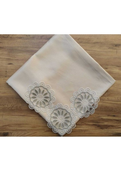 Fransız Güpürlü Nişan ve Çeyizlik Bohça, Şık ve Zarif Tasarım