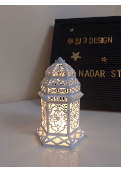 Beyaz Dekoratif Kandil Feneri, Ramazan Şıklığı ve Tealight Hediyesiyle Güzel Ortam