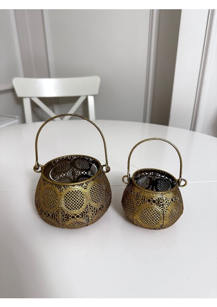 Altın Renkli Metal Dekoratif Mumluk Takımı, Şık ve Şehirli Tasarım