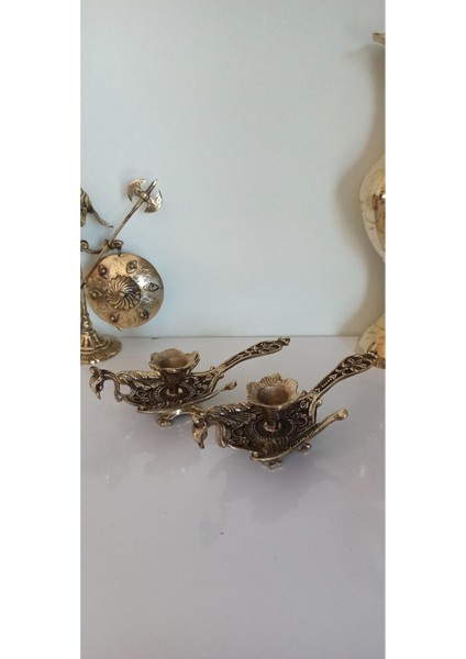 Şamdan Pirinç Kuğu Figürlü, Şık ve Zarif Dekoratif Mumluk, Tek Adet Fiyatıyla modelleri