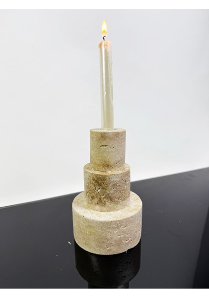 Bej Traverten Mumluk, Şamdan ve Daire Tasarımıyla Şıklık Katın