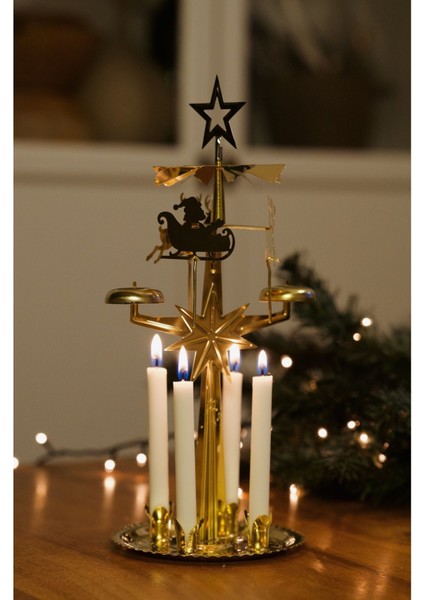 Altın Renkli Geyikli Dilek Çanı, Şık ve Enerjik Takı Parçası