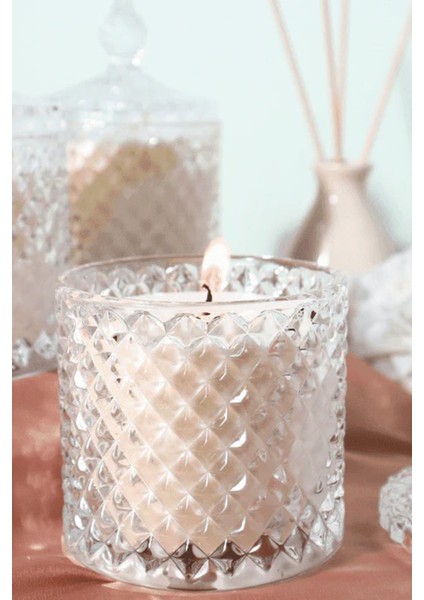 Büyük Kristal Kesim Şeffaf Beyaz Kokulu Mumluk, Şık ve Zarif Dekoratif Aksesuar