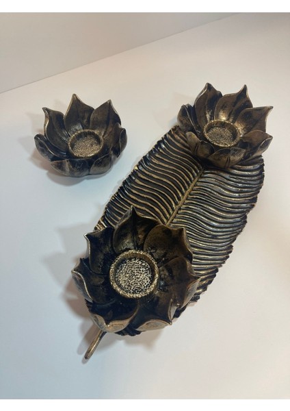 Şık Lotus Üçlü Mumluk Takımı, Gold ve Siyah Eskitme Detaylar
